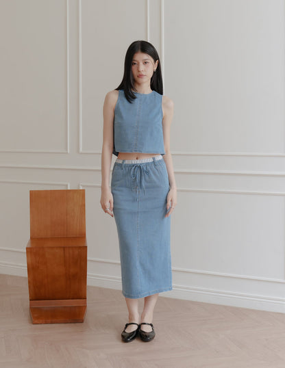 Iris Boxy Crop Denim Top in Light Wash
