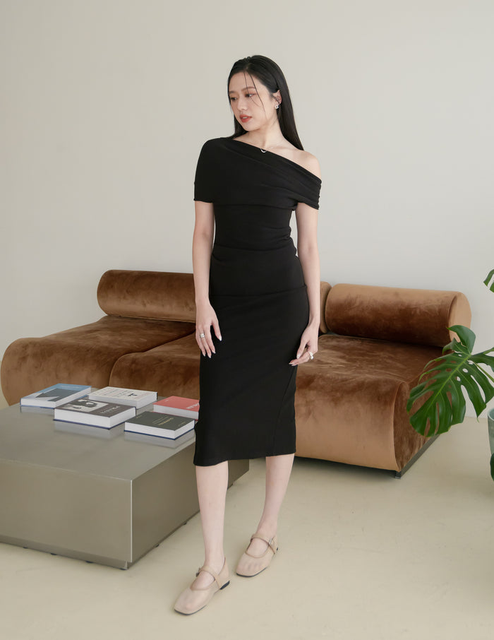 Janelle Asymmetrical Shoulder Dress in Black
