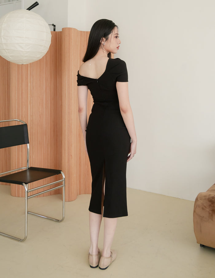 Janelle Asymmetrical Shoulder Dress in Black