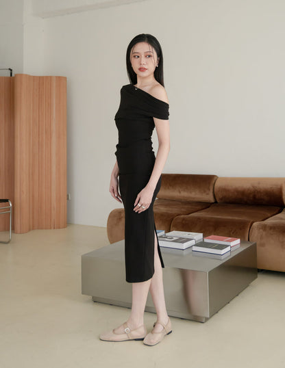 Janelle Asymmetrical Shoulder Dress in Black