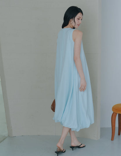 Jocelyn Bubble Midi Dress in Blue