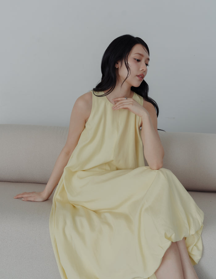 Jocelyn Bubble Midi Dress in Yellow