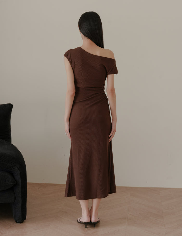 Louise Ruched Knit Dress in Brown