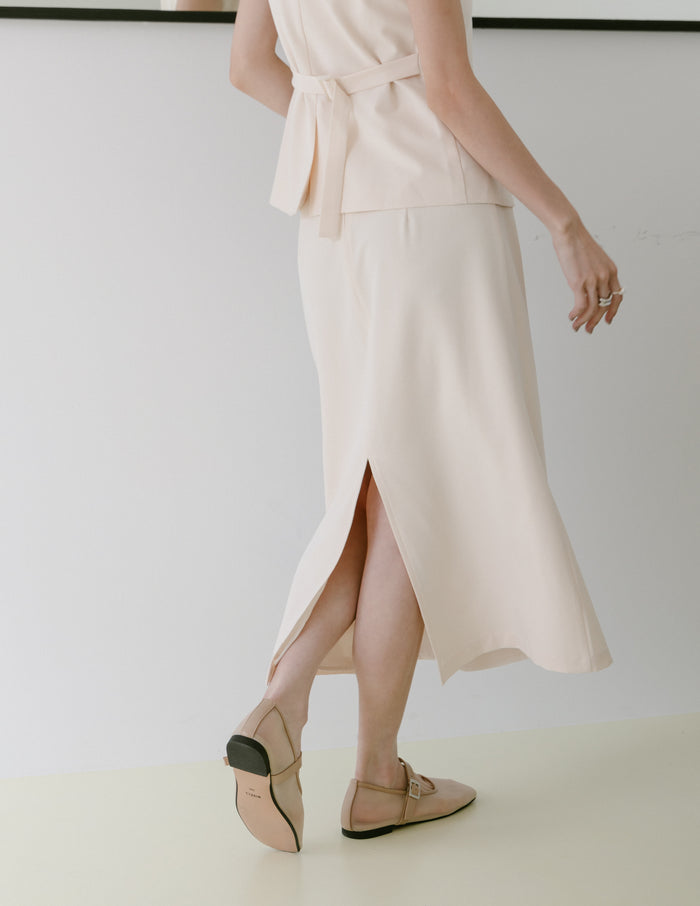 Madison Midi Skirt in Beige