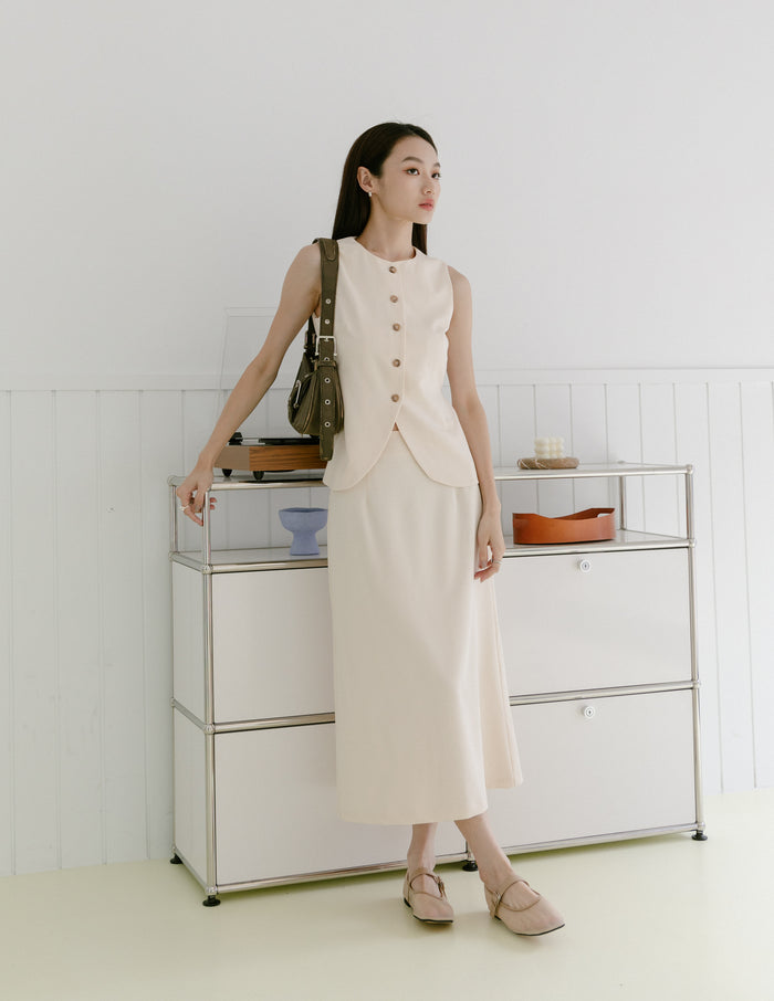 Madison Midi Skirt in Beige