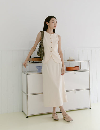 Madison Midi Skirt in Beige