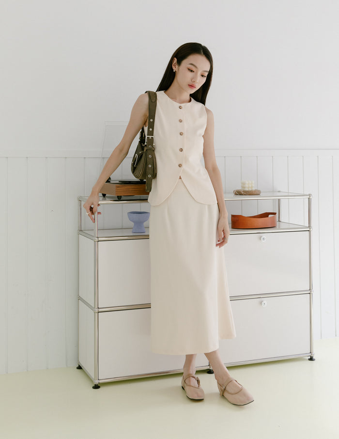 Madison Midi Skirt in Beige