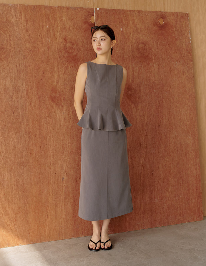 Madison Midi Skirt in Grey