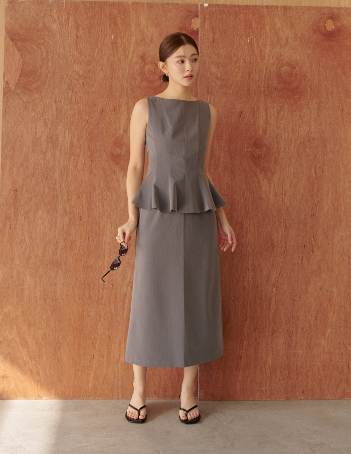 Madison Midi Skirt in Grey