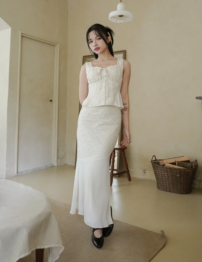 Molly Lace Trimmed Peplum Top in Eyelet