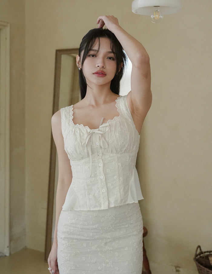 Molly Lace Trimmed Peplum Top in Eyelet