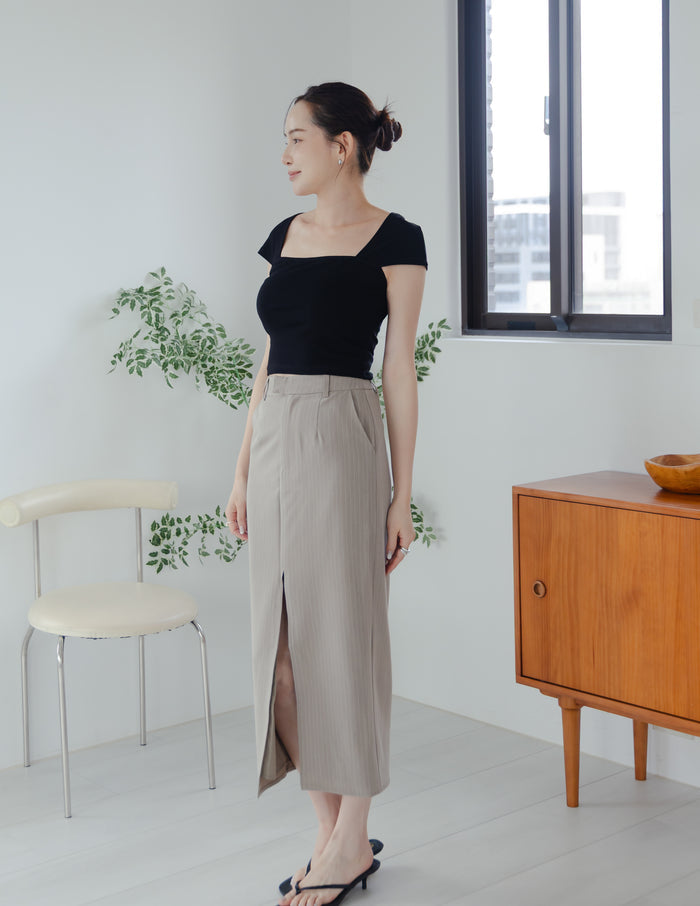 Moxie Reversible Top in Black