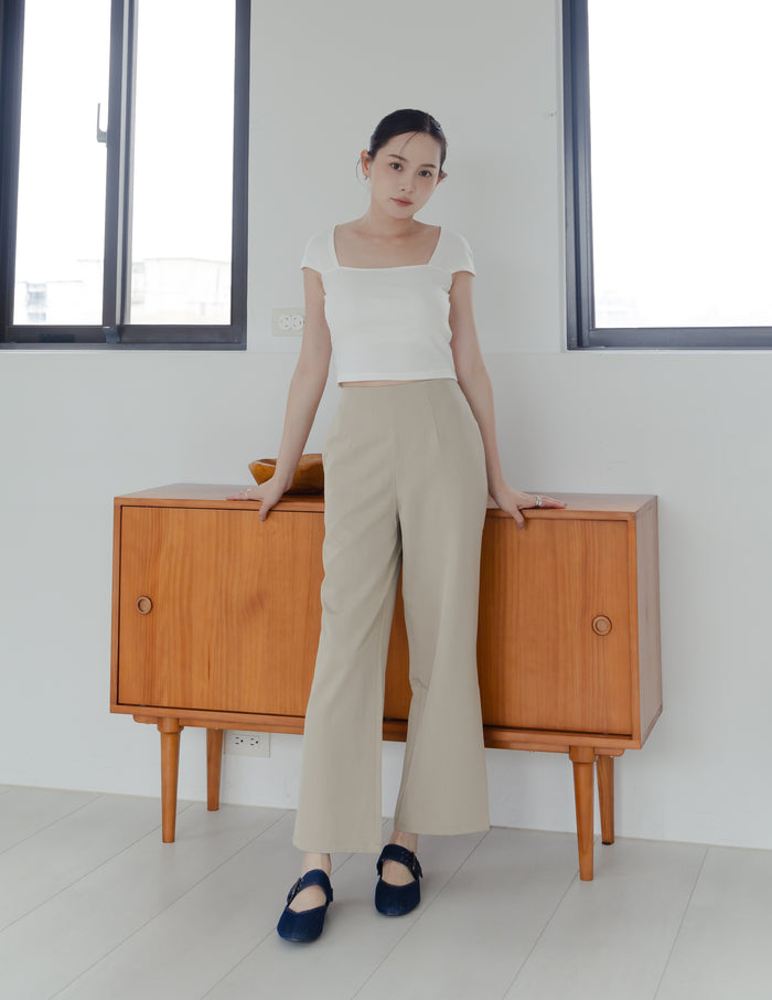 Moxie Reversible Top in White