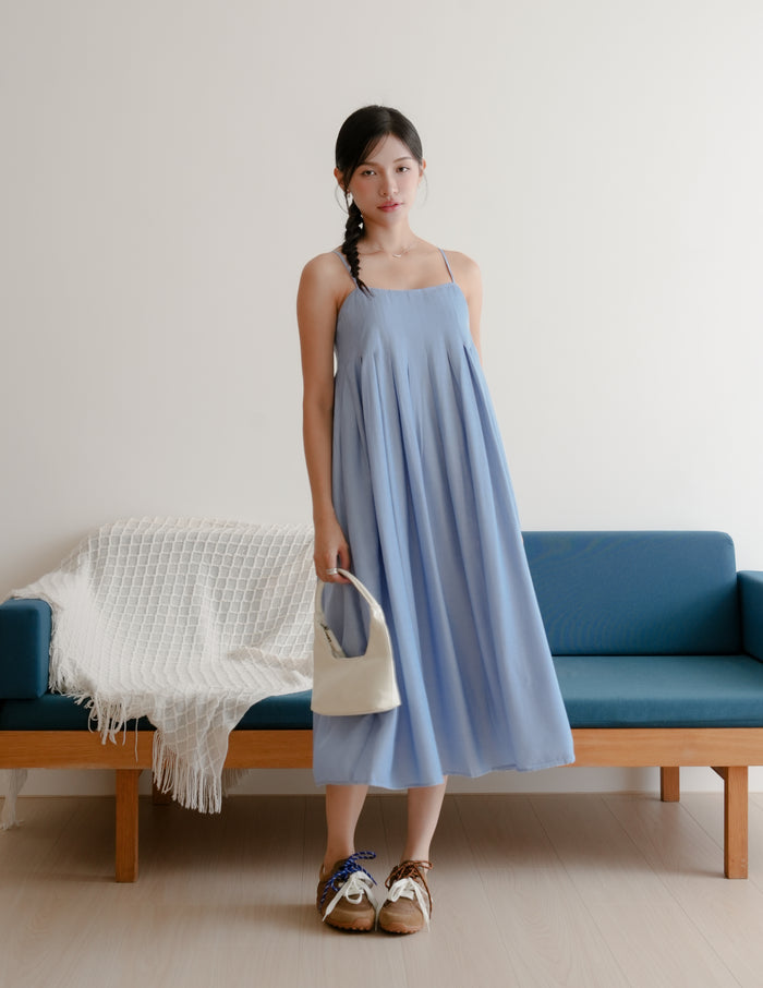 Nadia Pleated Midi Dress in Light Wash