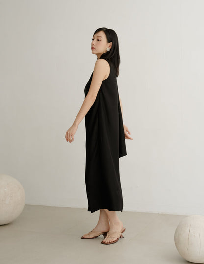 Ryleigh Scarf Dress in Black