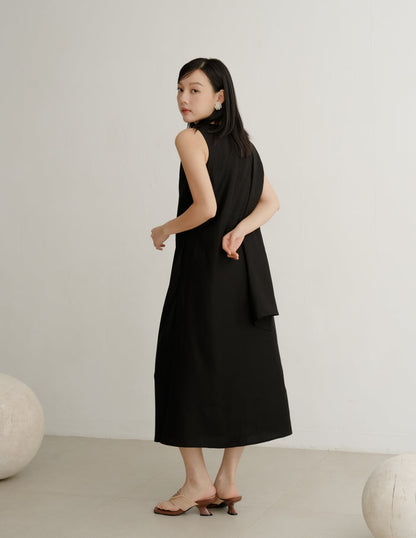 Ryleigh Scarf Dress in Black