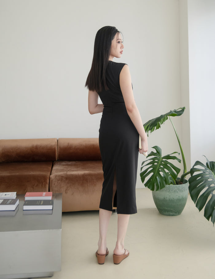 Tessa Cutout Midi Dress in Black