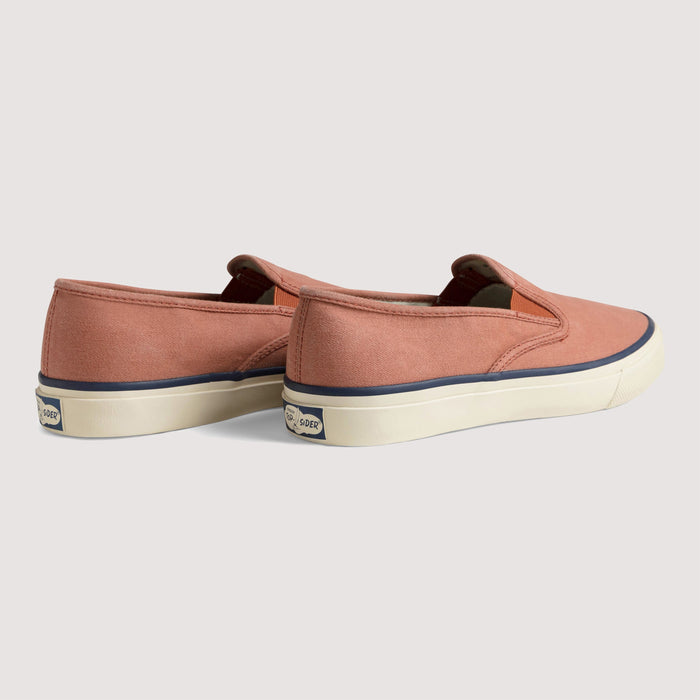 Unisex Cloud Slip On Deck Sneaker Washed Red