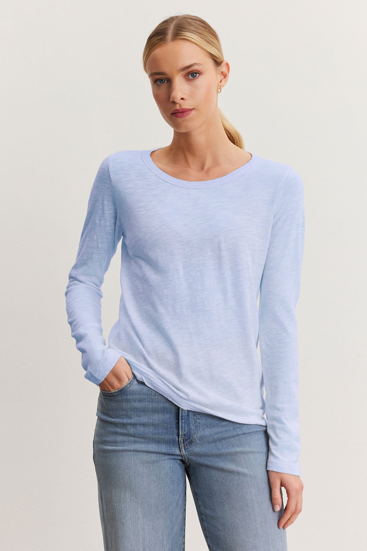 LIZZIE TEE